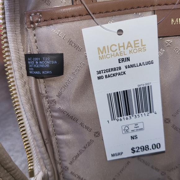 🔥SOLD🔥MICHAEL KORS🌻 ERIN MEDIUM MK LOGO SIGNATURE BACKPACK🎒 - Picture 11 of 13
